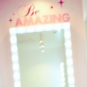 Meet your Posher, Daniela